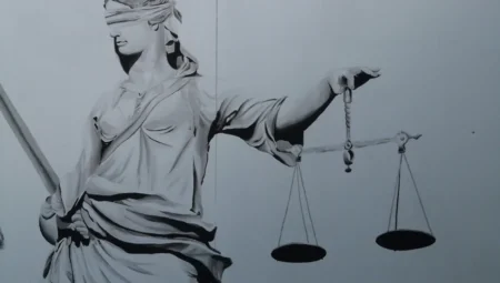 Adaletin Tarihi Yolculuğu: Hukukun Kültürel, Dinsel ve Siyasal Temelleri Nasıl Şekillendi?